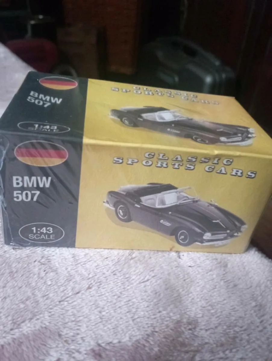 VINTAGE ATLAS EDITIONS  1-43 SCALE BLACK BMW 507 - Image 1
