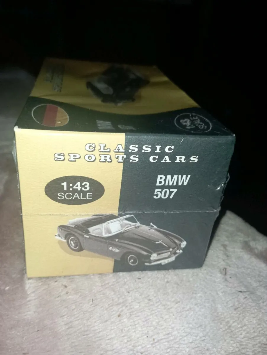 VINTAGE ATLAS EDITIONS  1-43 SCALE BLACK BMW 507 - Image 2