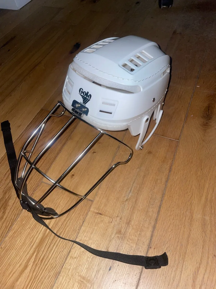 Gola Hurling Helmets - Image 2