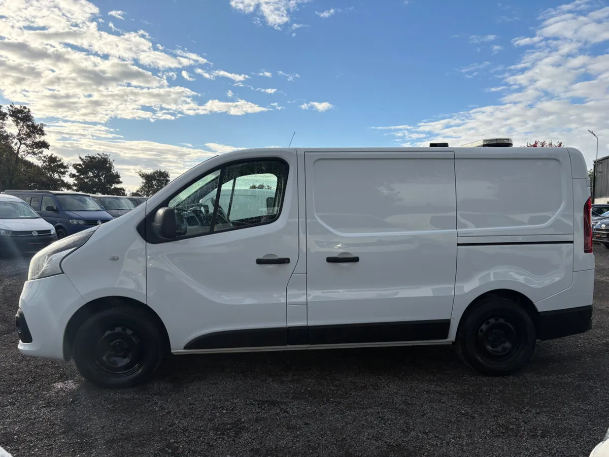 Renault Trafic - Image 3