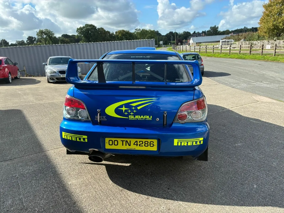Subaru Impreza 2000 - Image 4