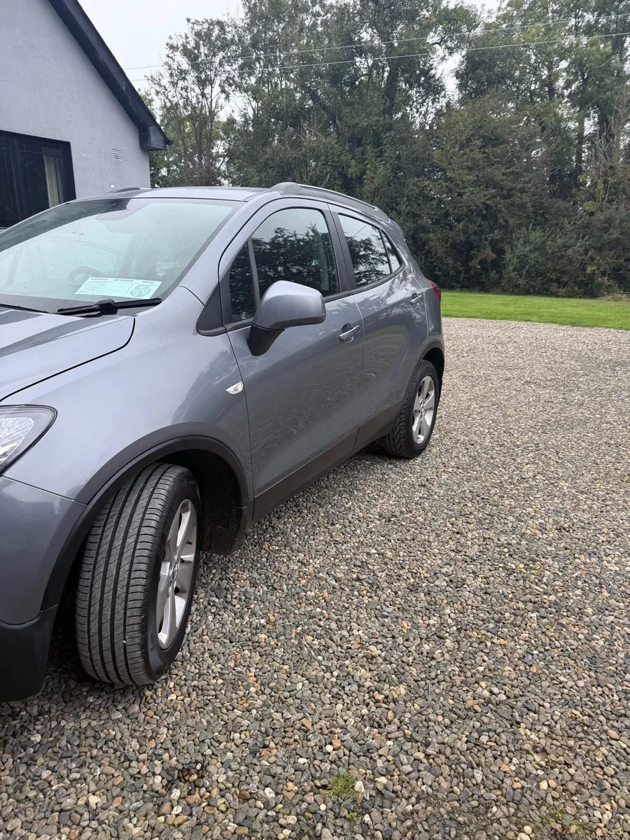 Opel Mokka very low mileage - Image 2