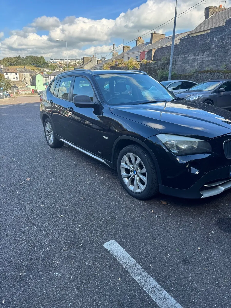 2012 Bmw X1 X-DRIVE 6 SPEED MANUAL - Image 3