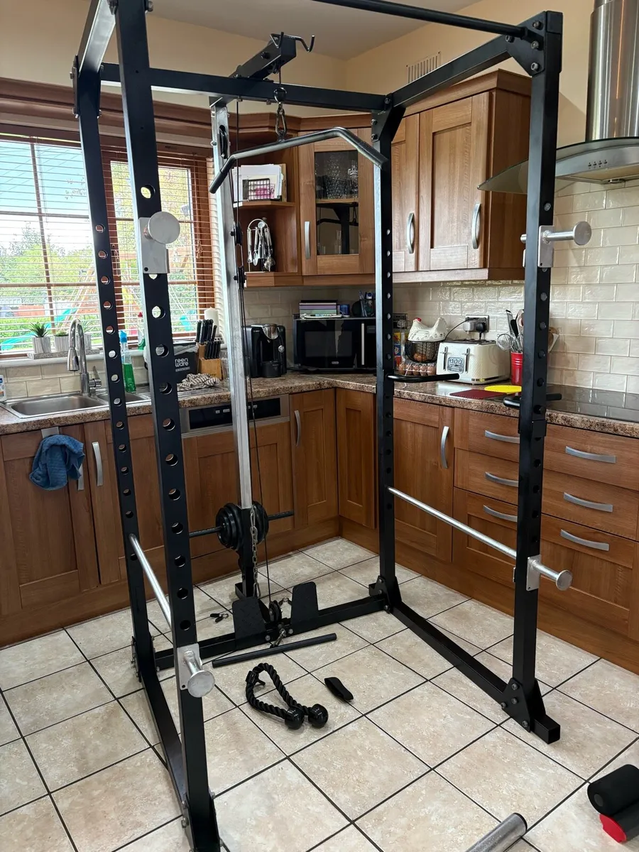 UNBELIEVABLE GYM WEIGHTLIFTING RACK CABLE SET UP!! - Image 4