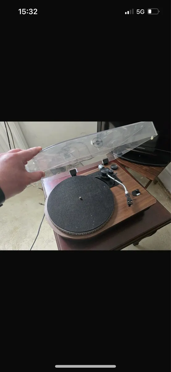 Vinyl  record player - Image 2