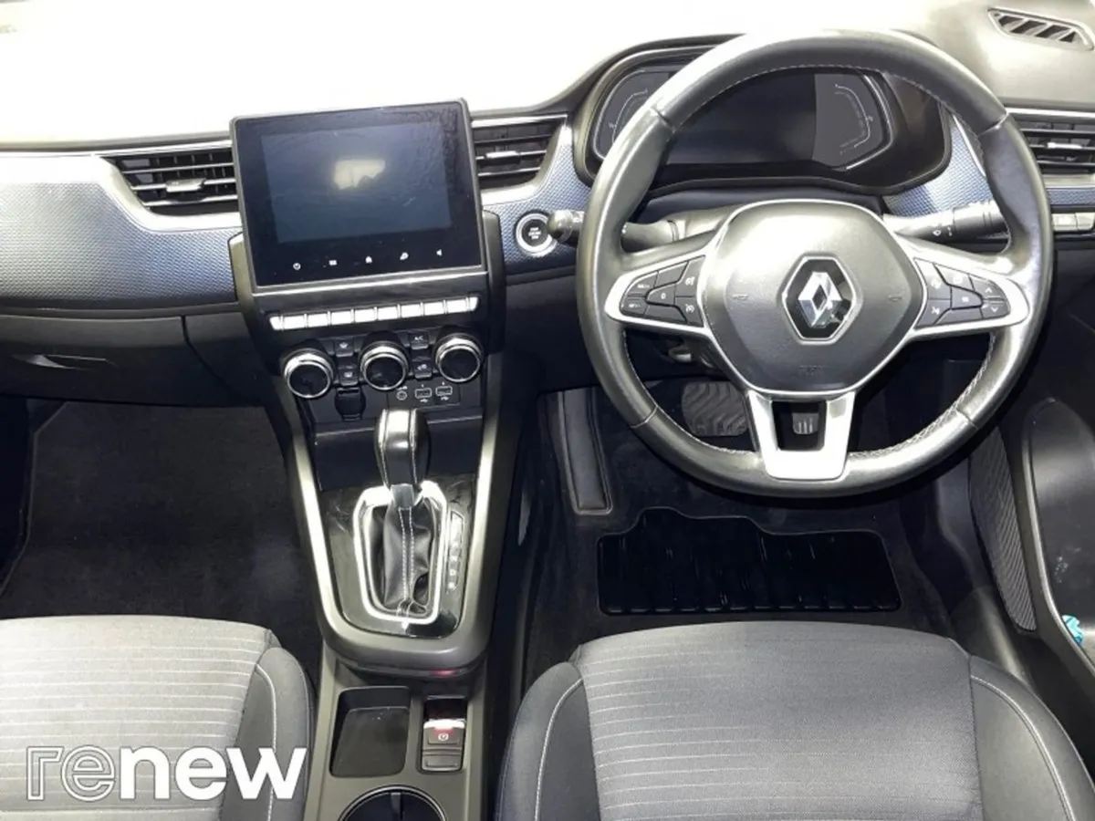 Renault Arkana Iconic E-tech Hybrid 145 Auto - Image 2