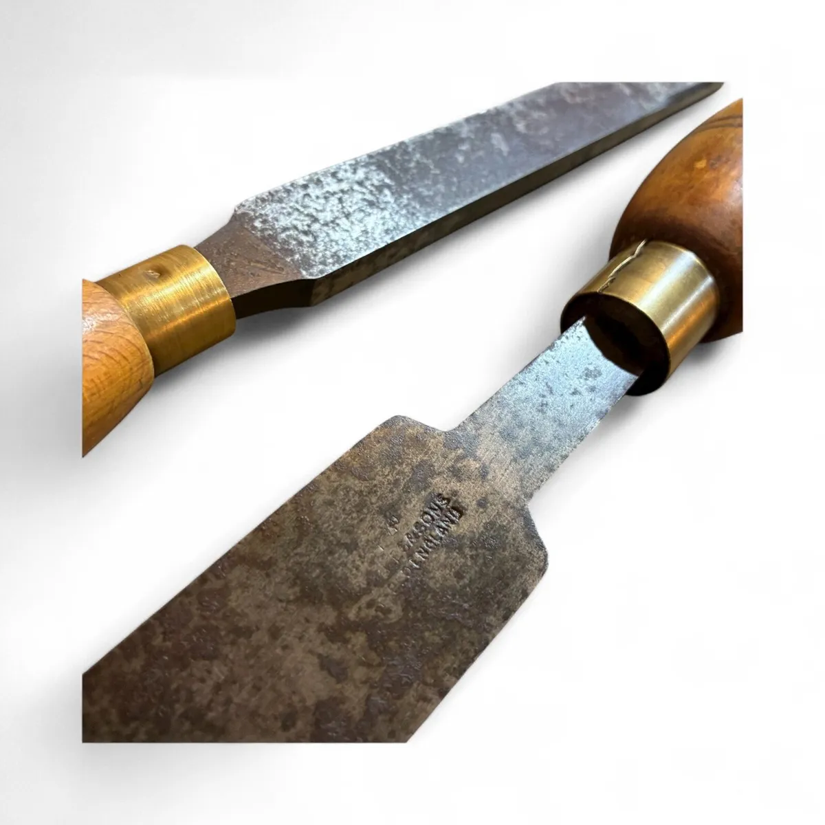 A pair of wide LONG HANDLE turning chisels - Image 2
