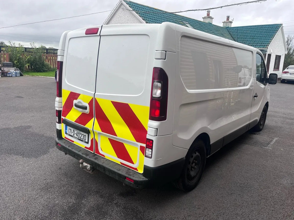 2017 Renault Trafic - Image 4