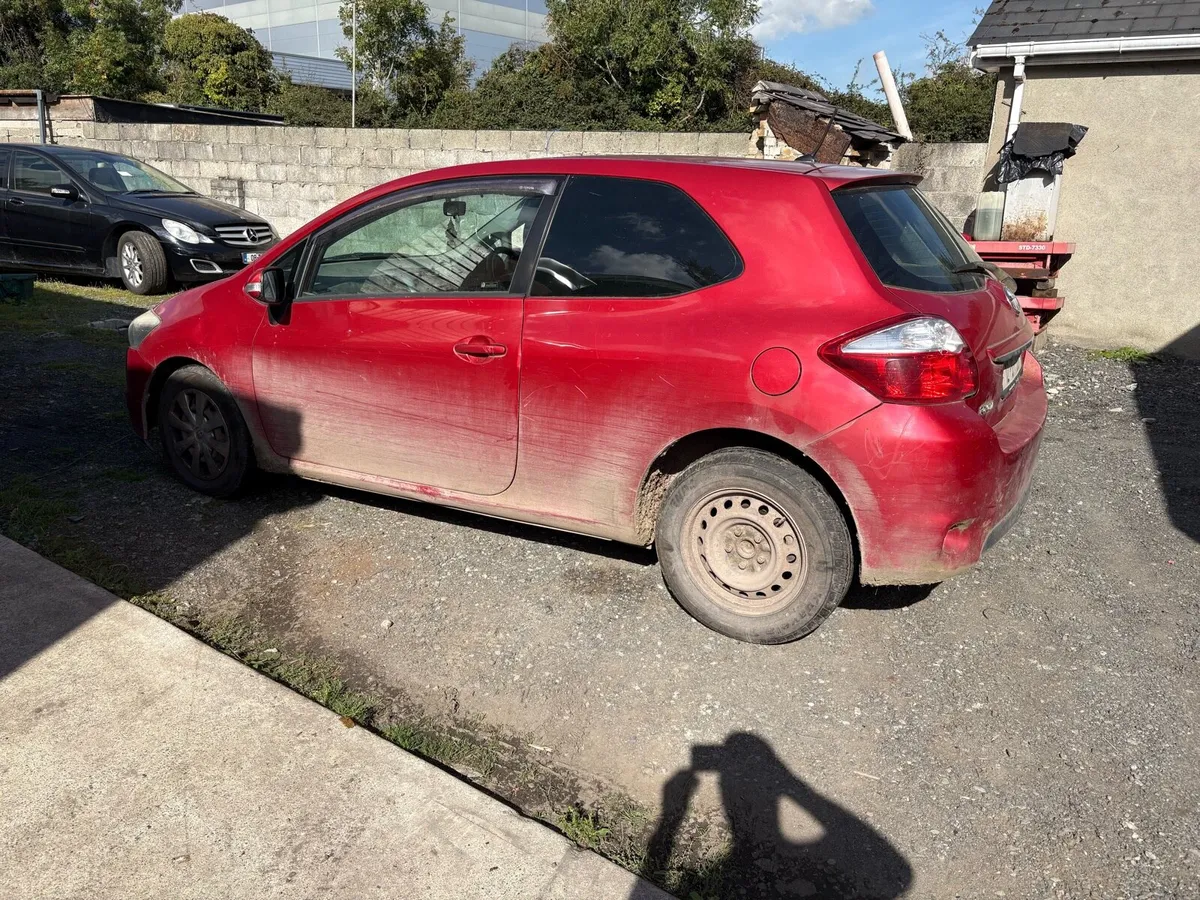 Toyota auris - Image 3