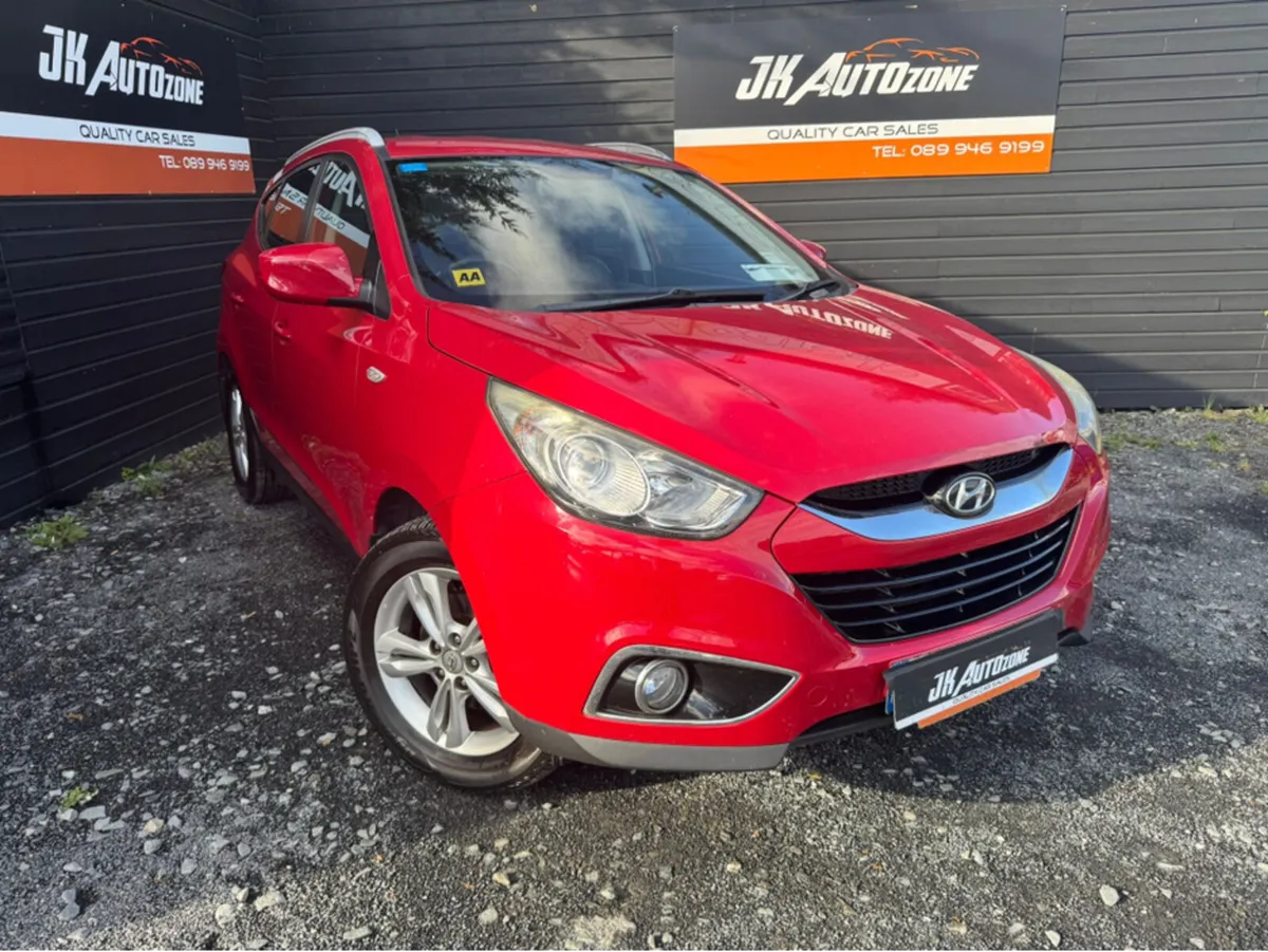 Hyundai ix35 1.7 EXECUTIVE 5DR - Image 1
