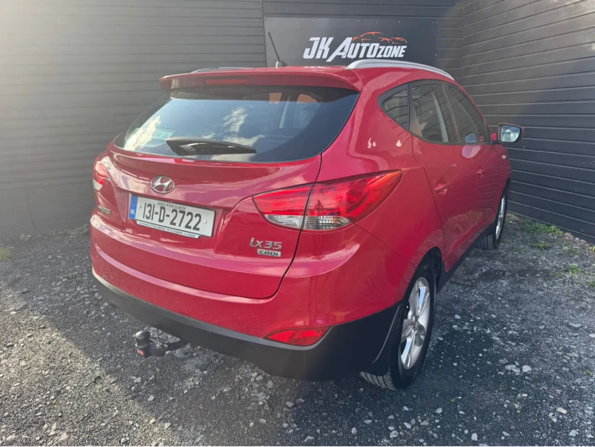 Hyundai ix35 1.7 EXECUTIVE 5DR - Image 4
