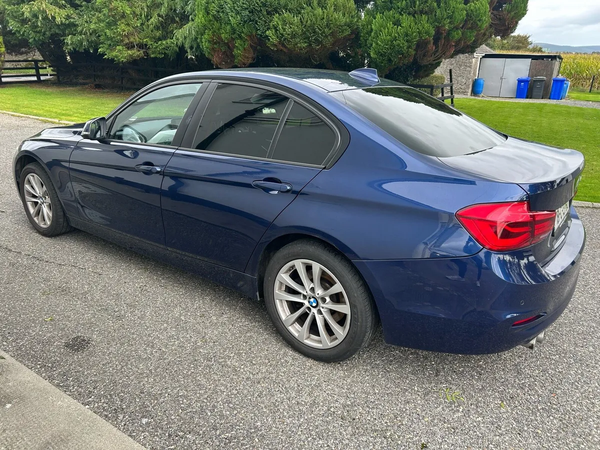 BMW 320 F30 D SE 4DR Blue - Image 4
