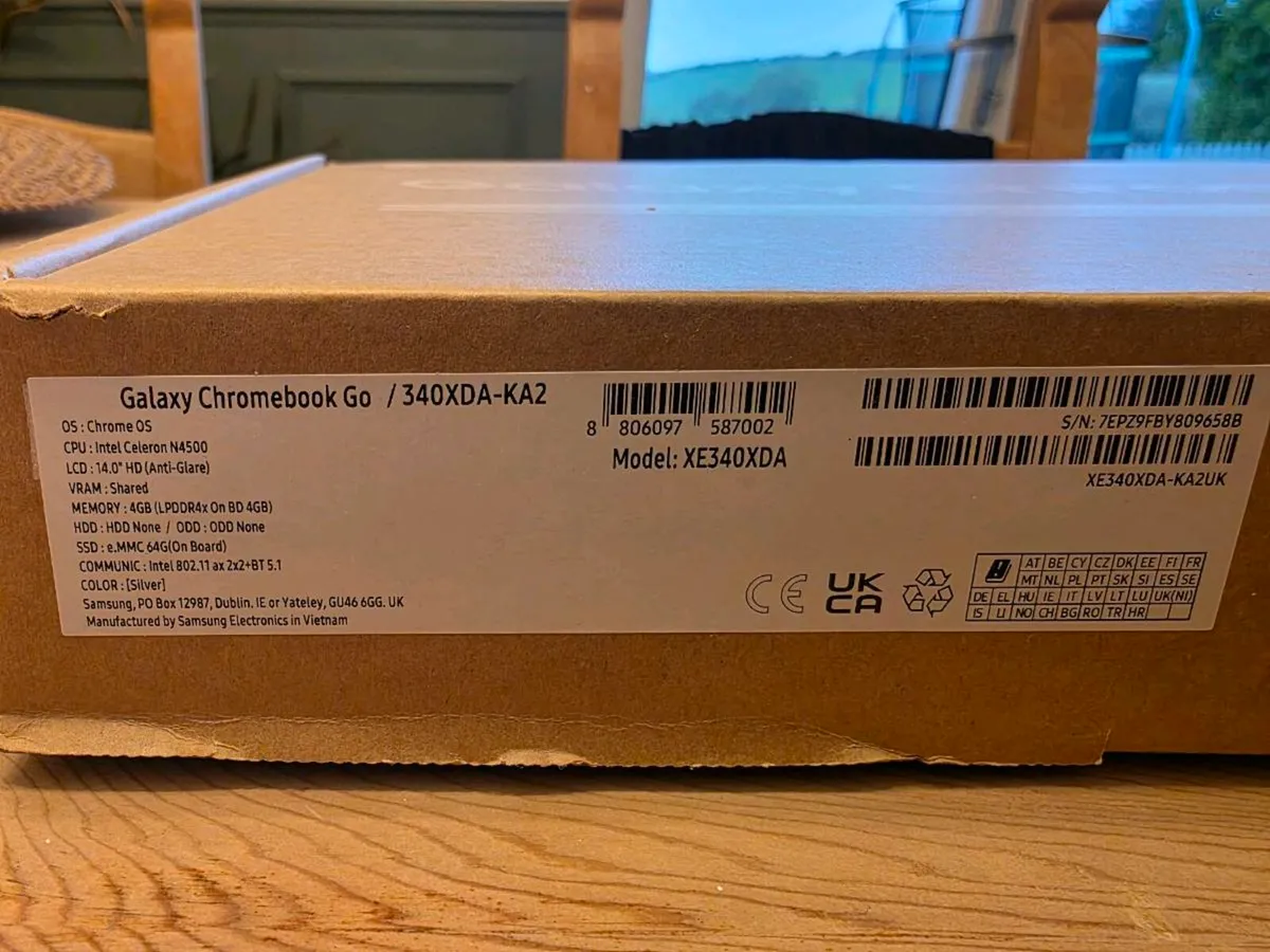 Samsung Galaxy  Chromebook Go 14" - Image 2