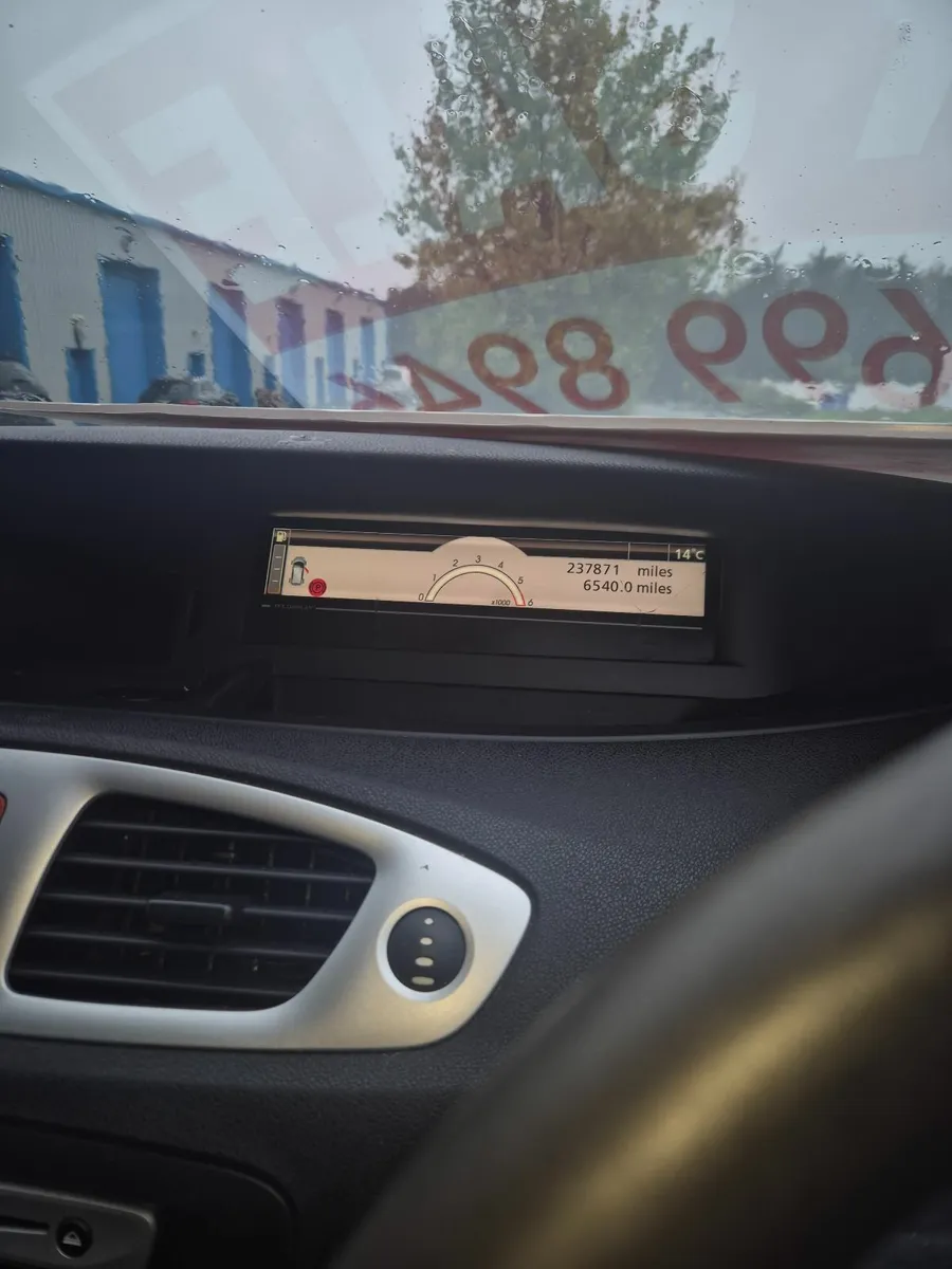 Renault Grand Scenic 2010 - Image 3