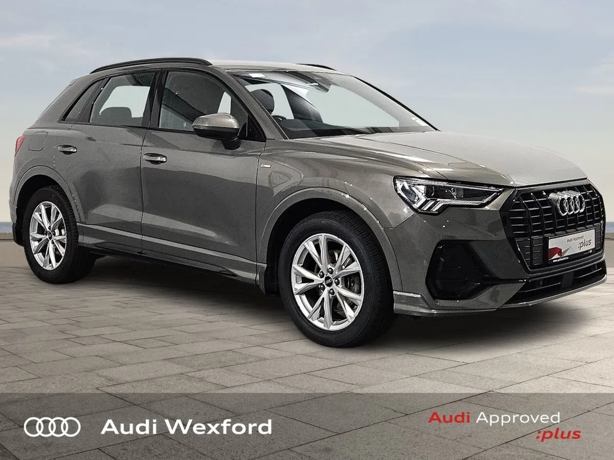 Audi Q3 35 TDI 150HP S Tronic S Line Black Edition - Image 1