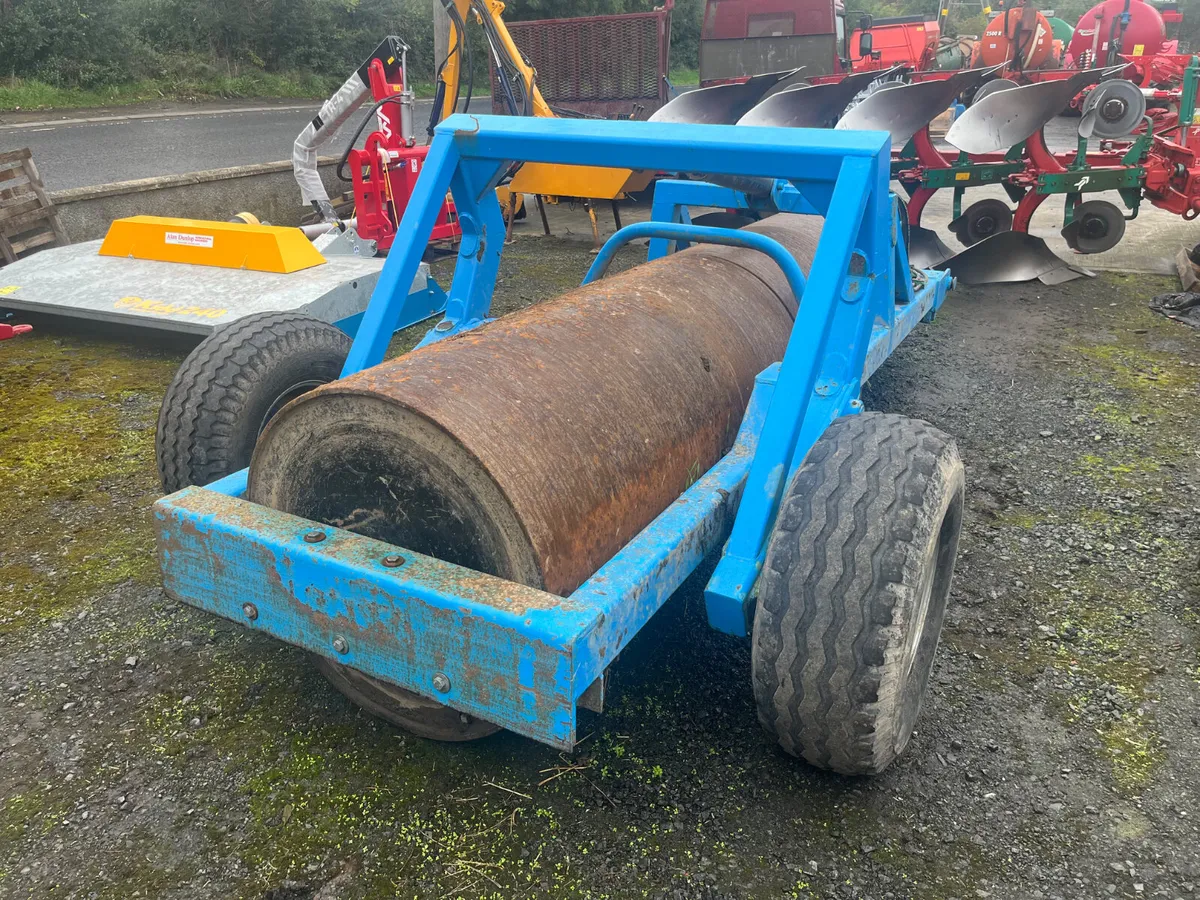 Used Watson 12FT End Tow Land Roller - Image 3