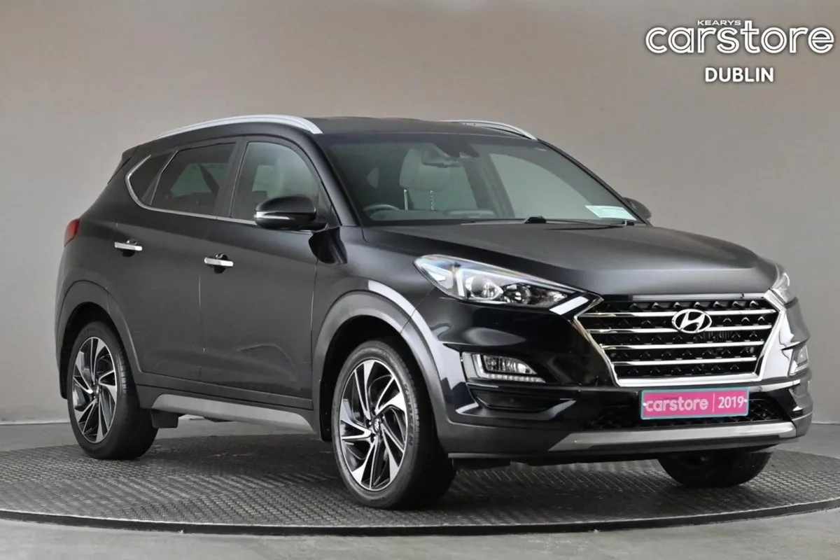Hyundai Tucson 1.6 Executive Plus  full Beige Lea - Image 1