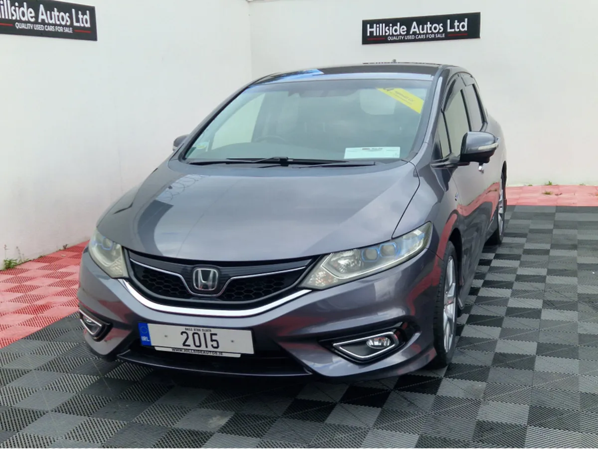 Honda Jade 1.5 HYBRID - AUTOMATIC 6 SEATER - Image 2