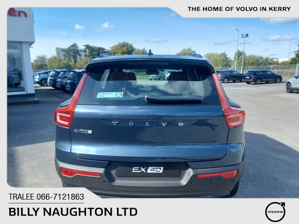 Volvo EX40 PLUS SINGLE MOTOR EXTENDED RANGE - Image 4
