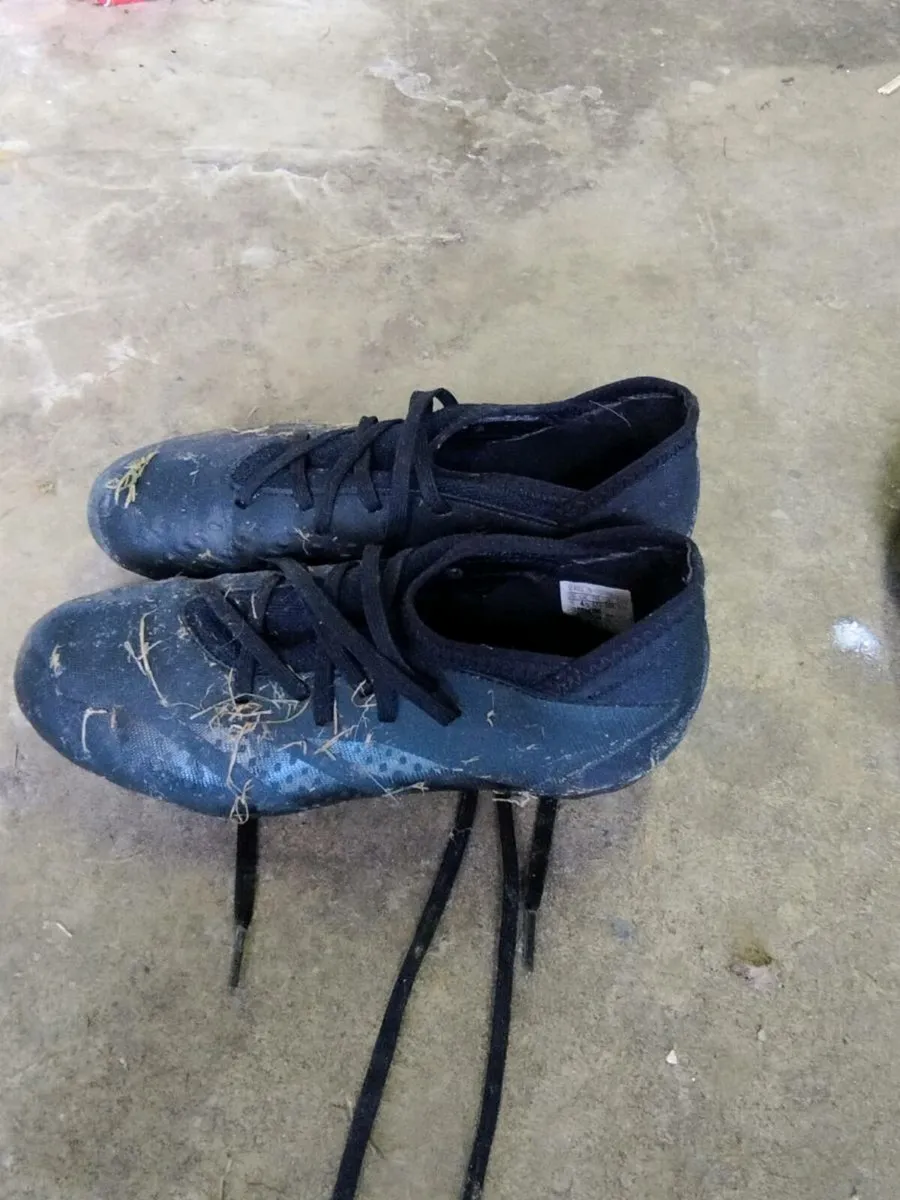 Football boots - Image 3