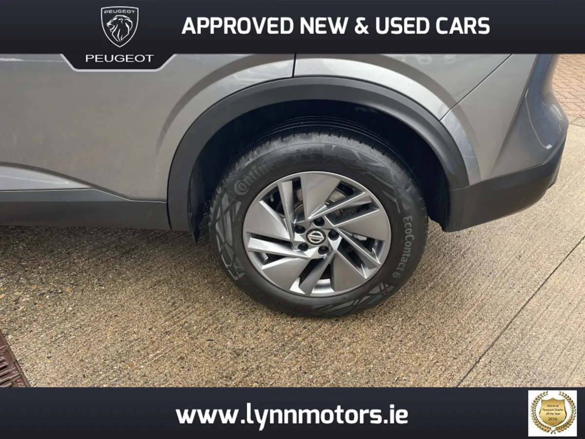 Nissan Qashqai QQ 1.3 HYB SV MY21 4DR - Image 2