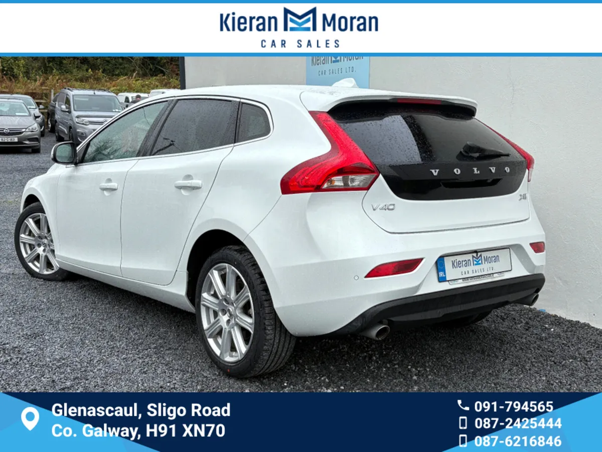 Volvo V40 INSCRIPTION - Image 3