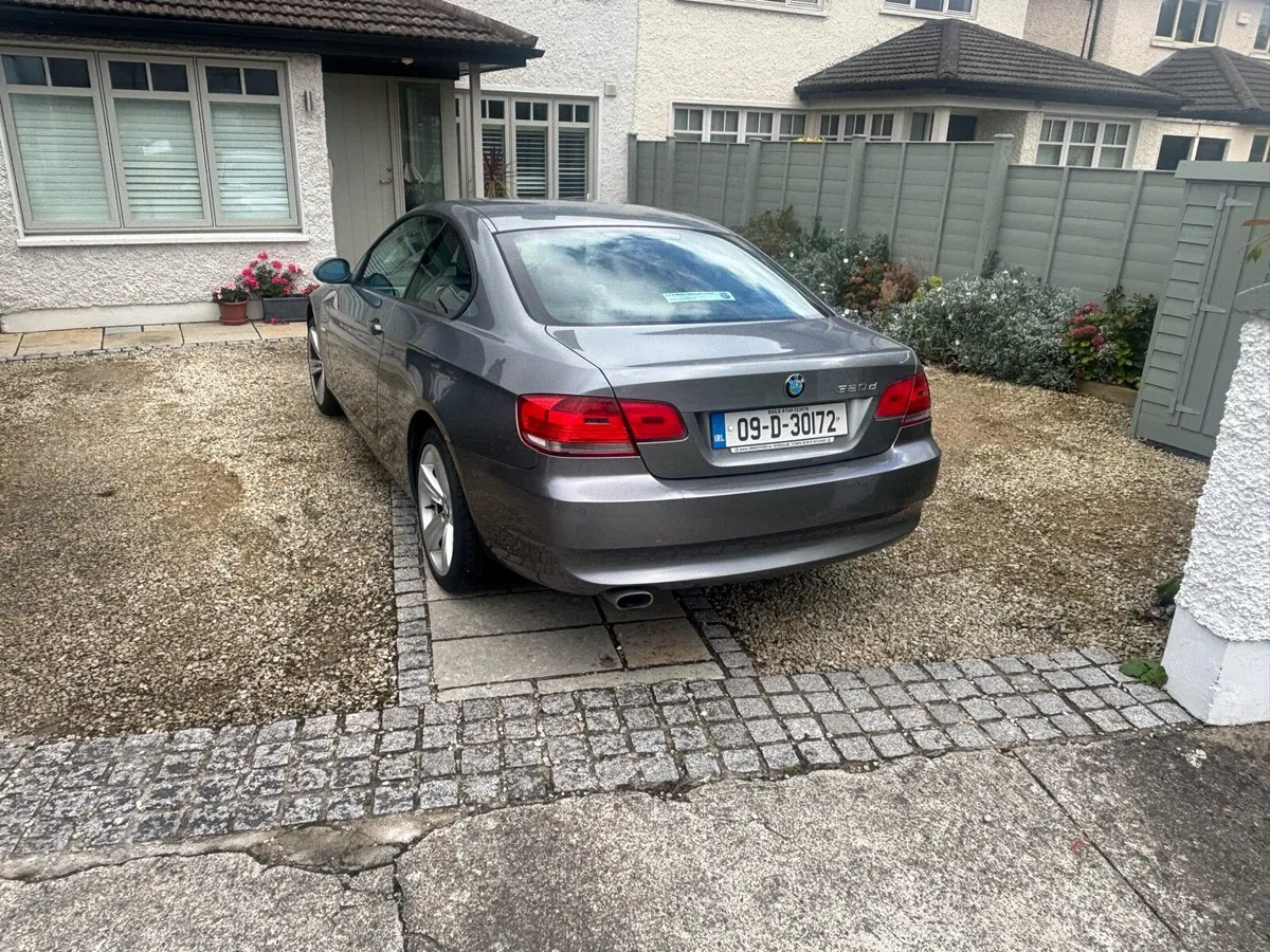 BMW 320d Coupe 2009 - Image 3