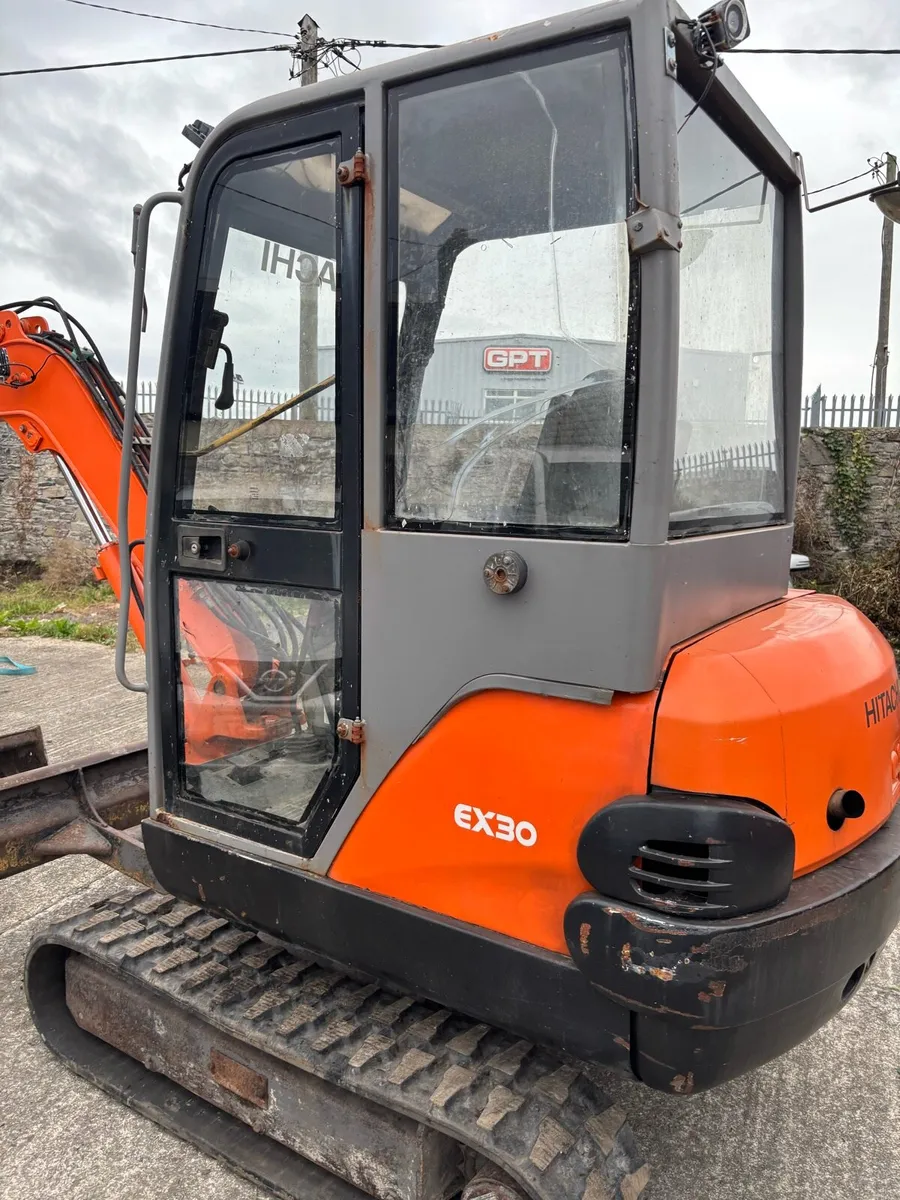 Hitachi ex30 - Image 1