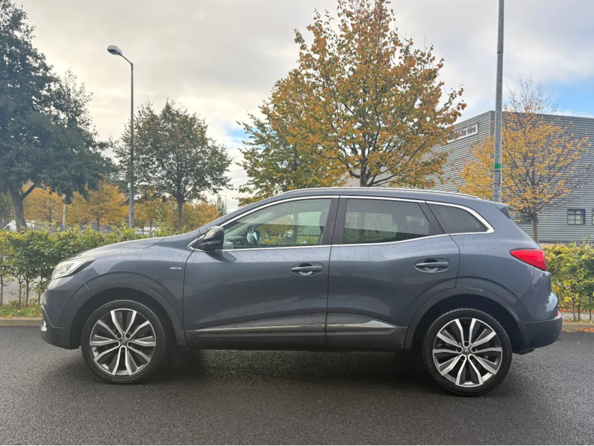 Renault Kadjar SIGNATURE S 1.5 DIESEL MANUAL - Image 2