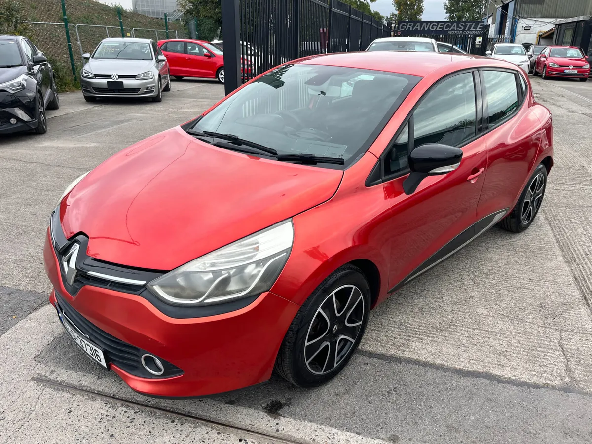 Renault Clio 2015, 1.2 5DR AUTOMATIC LOW KMS - Image 3