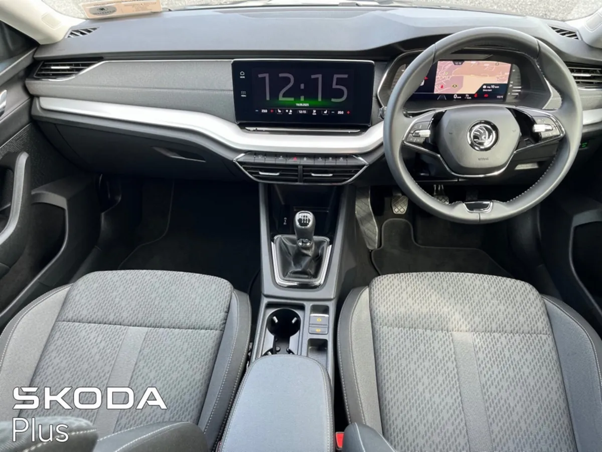 Skoda Octavia STYLE 2.0 TDI 115HP 5DR - Image 2