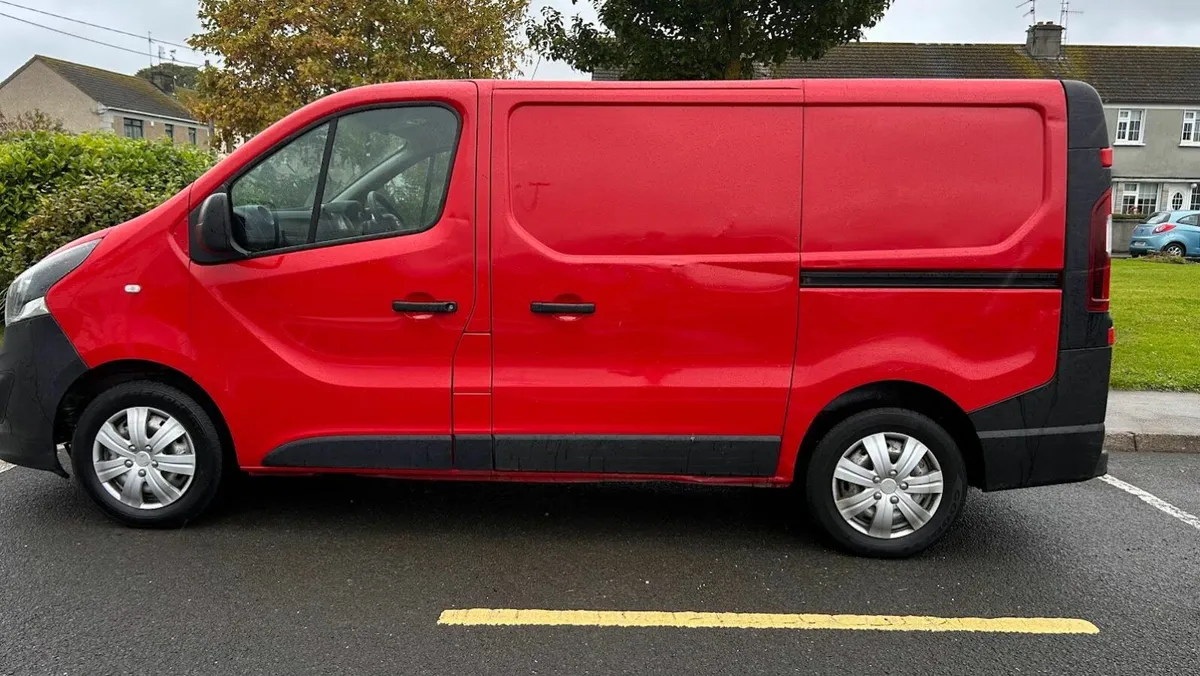 Opel Vivaro 1.6  //  DOE & TAX - Image 4