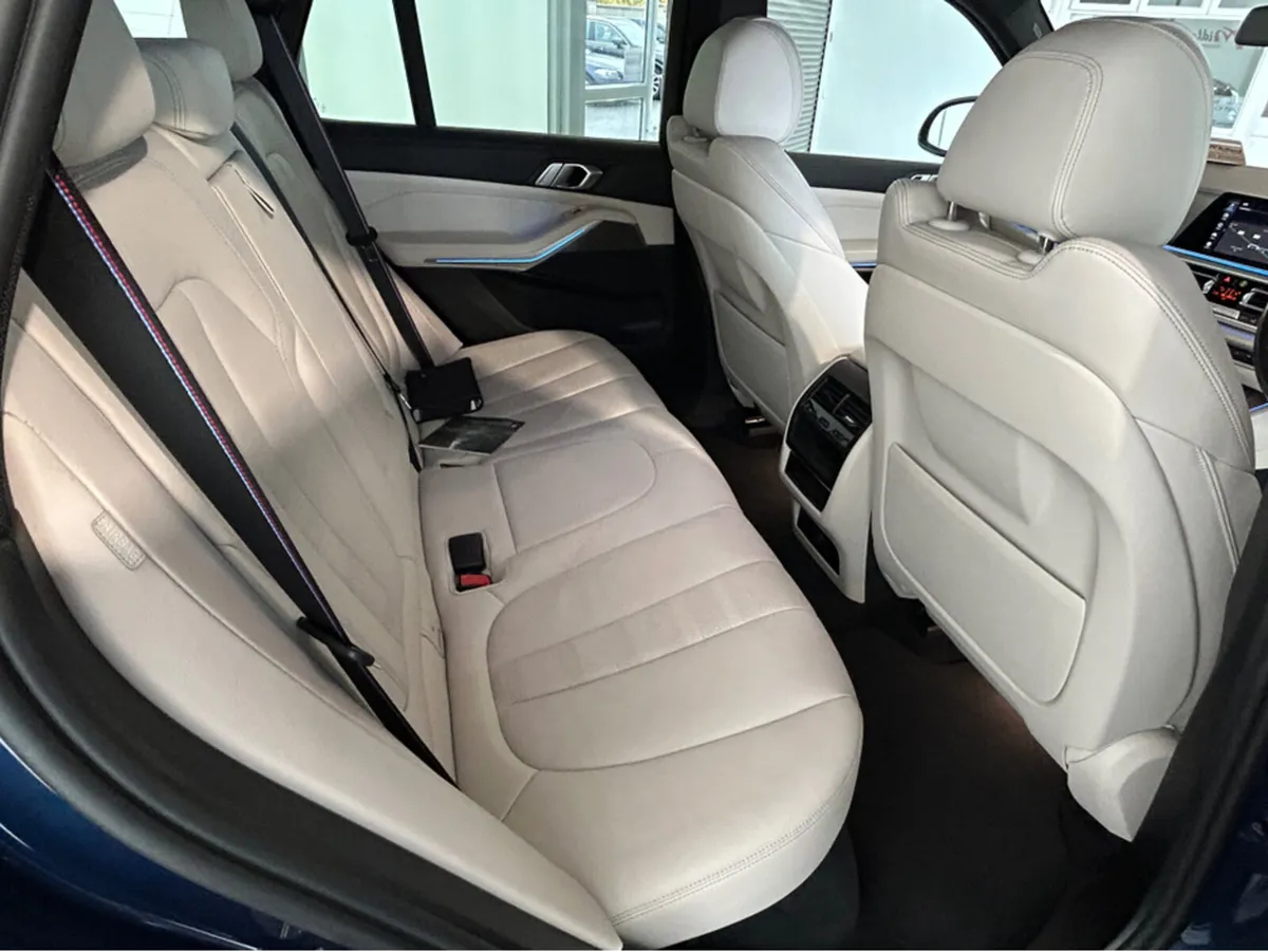 BMW X5 XDRIVE45E M SPORT AUTO - Image 2