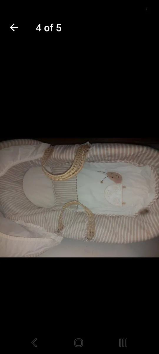 Moses basket with stand - Image 2