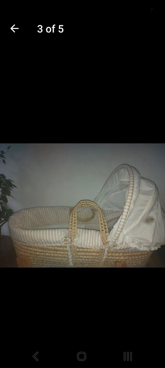 Moses basket with stand - Image 3