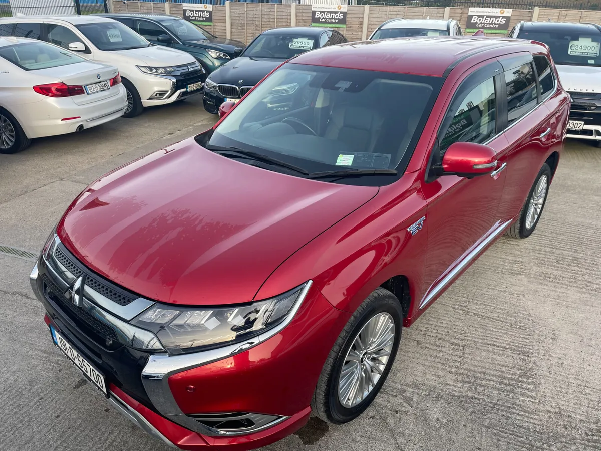 191 Mitsubishi Outlander Hybrid 2.4 Phev Automatic - Image 4