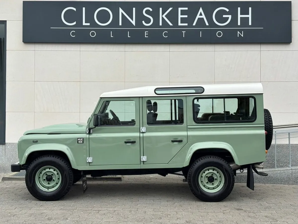Land Rover Defender TD HERITAGE STATION WAGON - Image 4