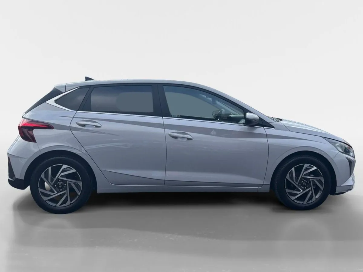 Hyundai i20 i20 Deluxe Plus - Image 2