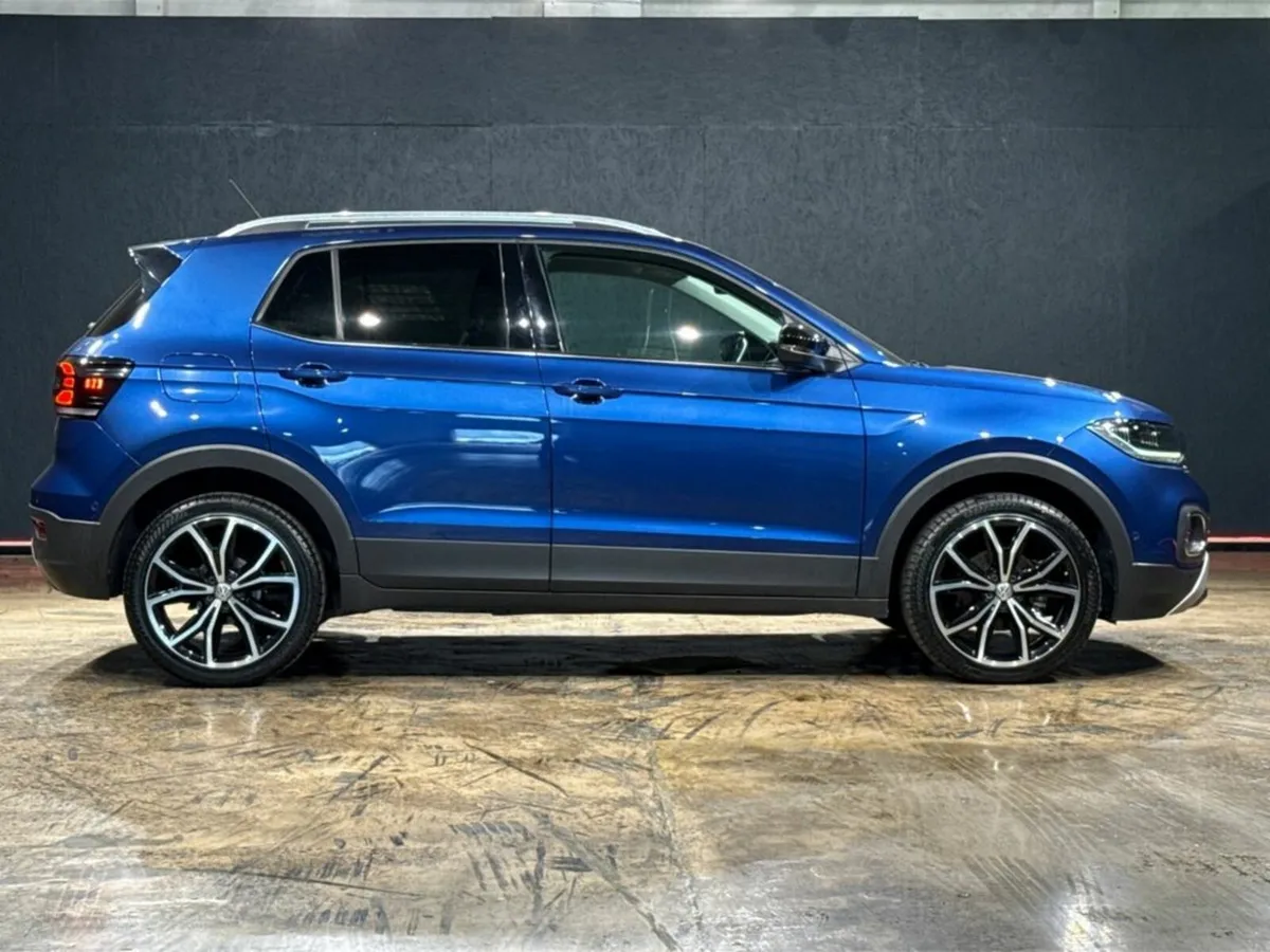 Volkswagen T-Cross 1.0 PETROL AUTO - REVERSE CAMER - Image 3