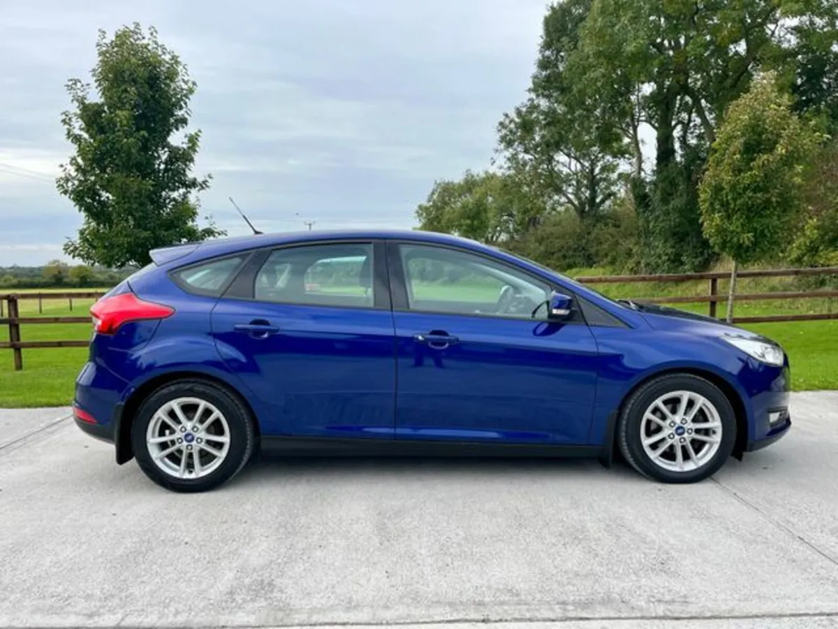 Ford Focus Style 1.6 TDCI 95PS ONE OWNER CAR *TRAD - Image 4