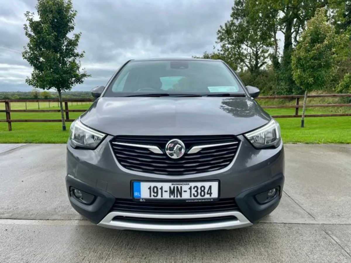Vauxhall Crossland X 1.2 Elite NAV LOW MILEAGE *TR - Image 2