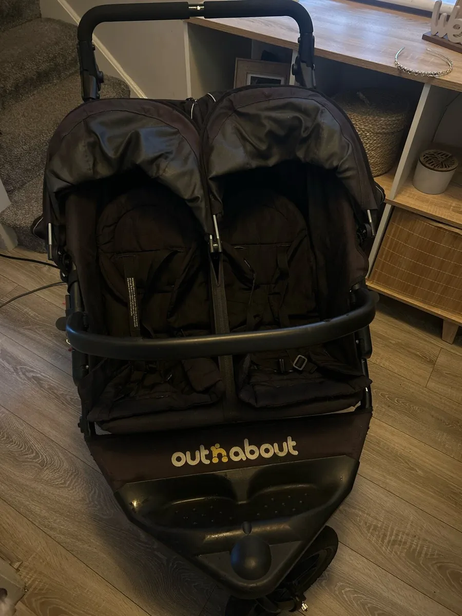 Out and about double buggy - Image 1