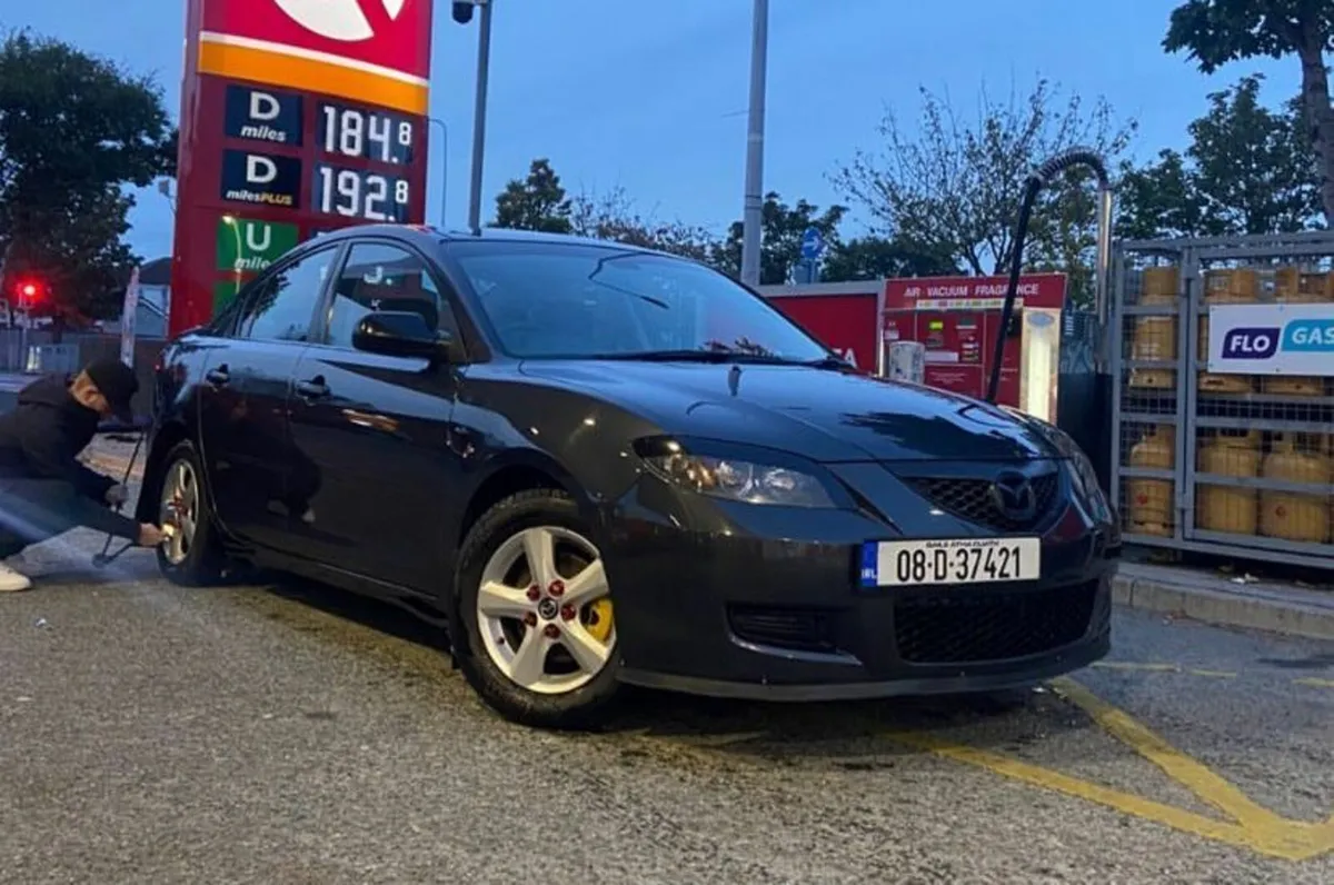 Mazda Mazda3 2008 - Image 1