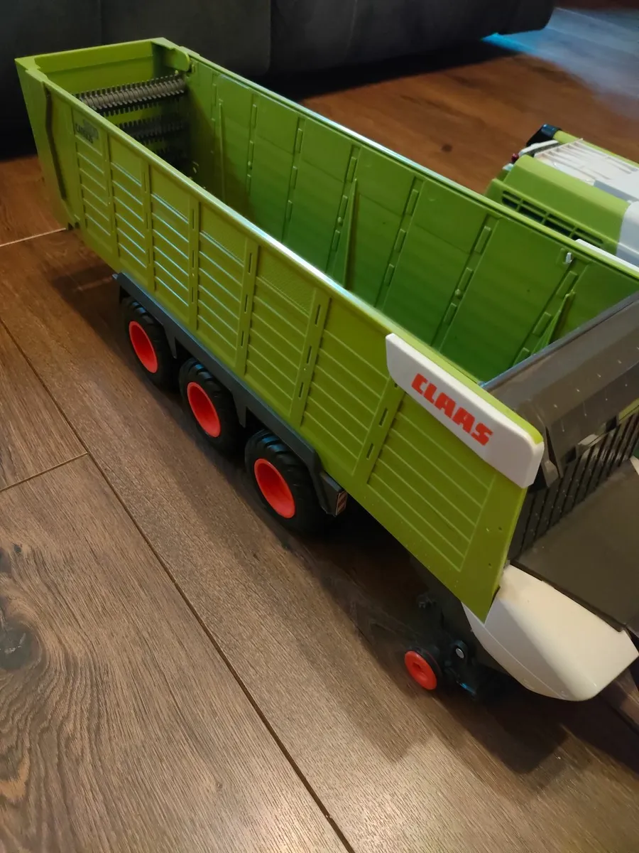 Klass toy tractor with zero grazer and a combine - Image 3