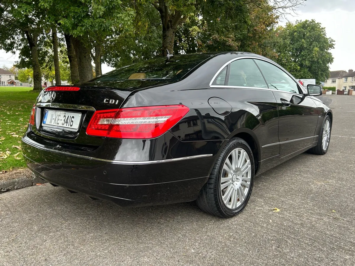 2011 Mercedes-Benz E220 CDI // New NCT // €7450 - Image 2