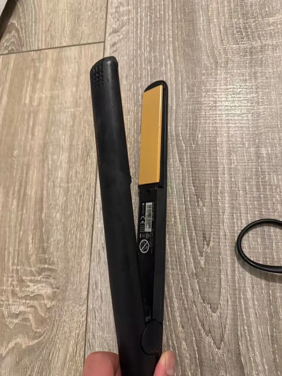 GHD hair straightener - Image 1