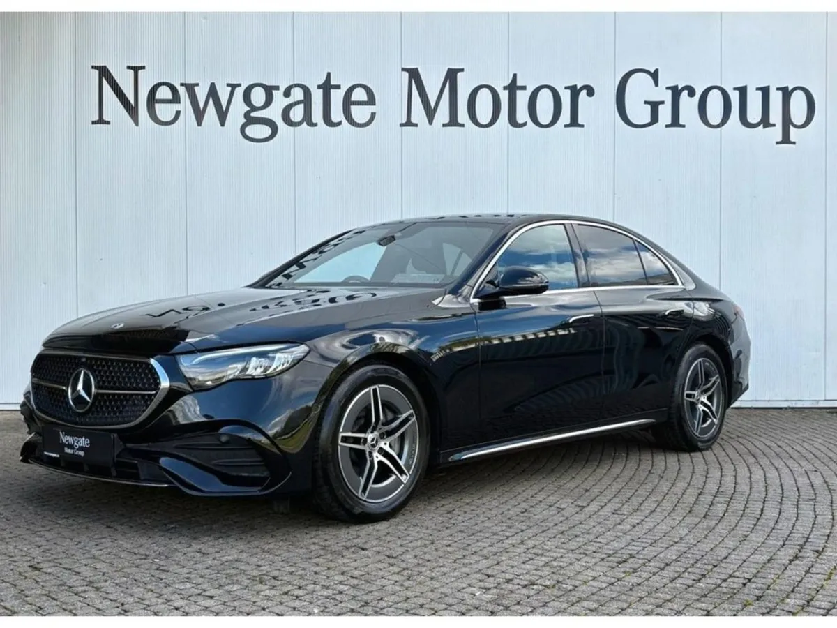 Mercedes-Benz E-Class E 220 D AMG Line - Image 1