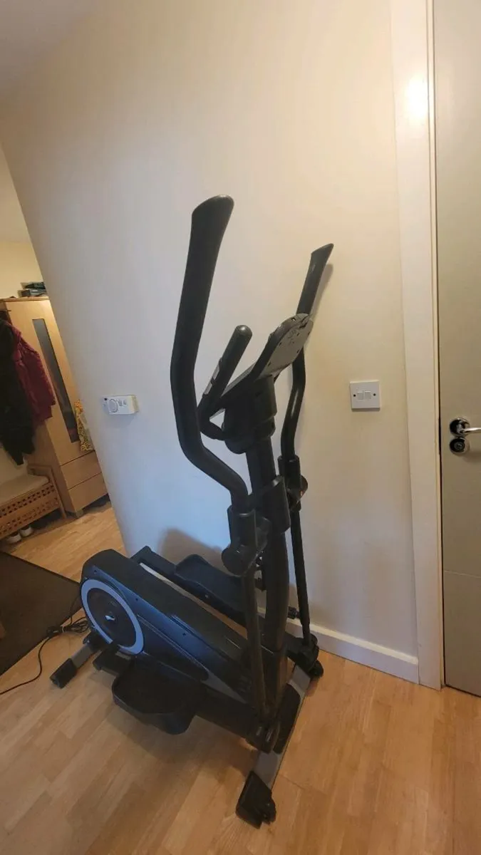 Crosstrainer - Image 4