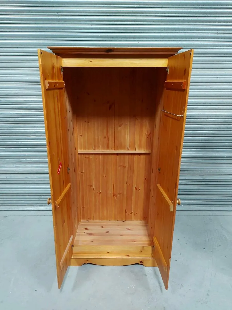 Wardrobe - Image 3
