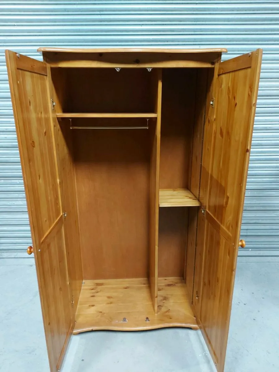 Wardrobe - Image 3